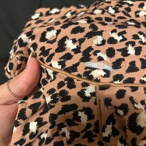 Leopard/tan Aerie leggins